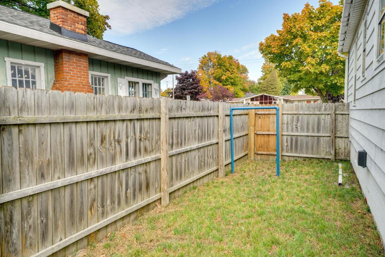 Ludington Vacation Rental - Walk To Lake Michigan! Экстерьер фото